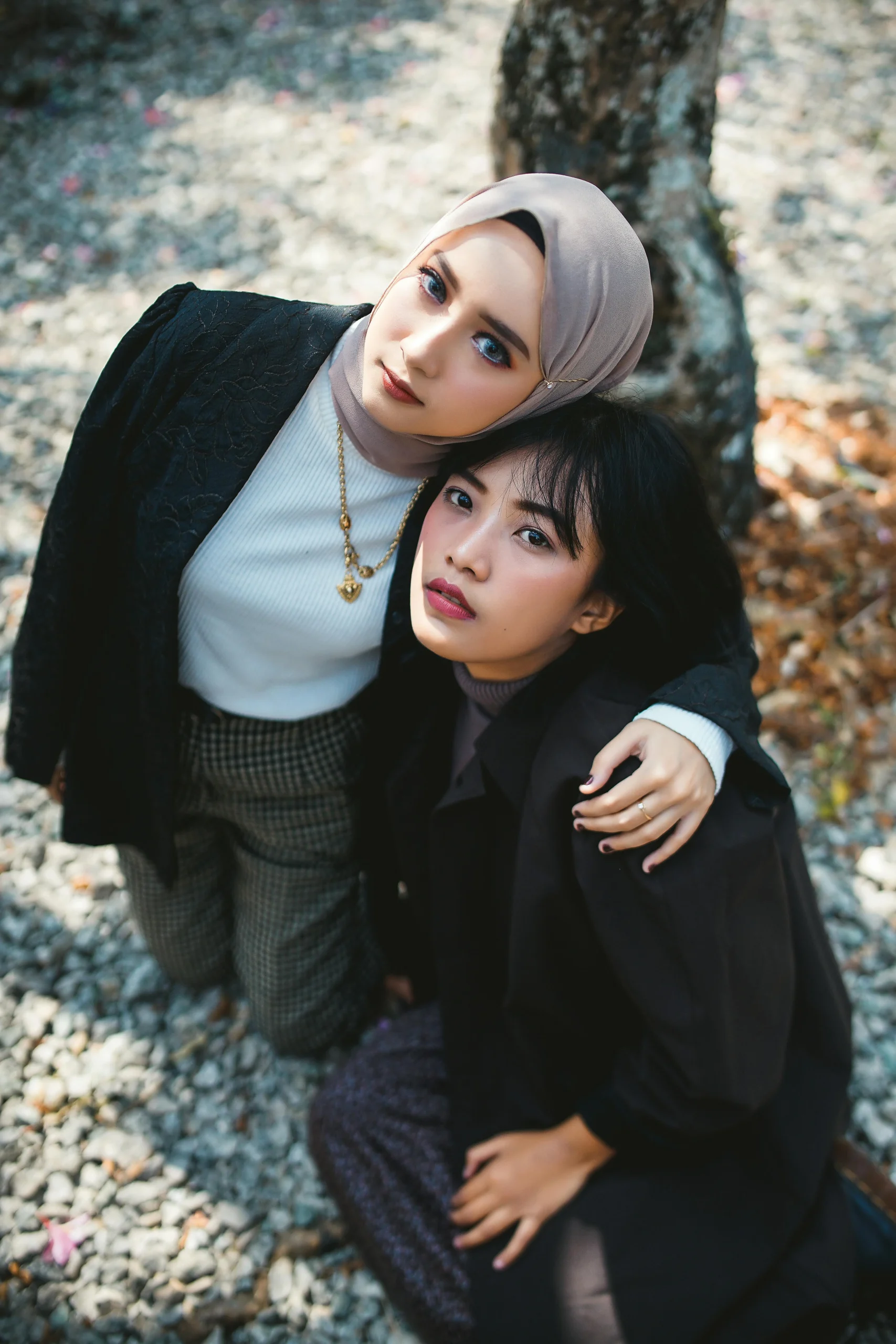 girlish ladies hub group images 536676 webp